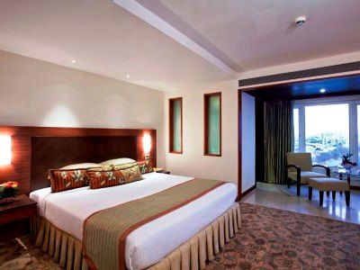 Country Inn Ahmedabad Exteriör bild